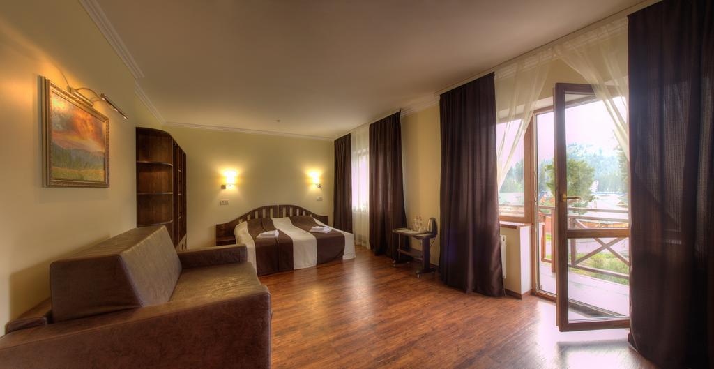 Home Hotel Bukovel Extérieur photo