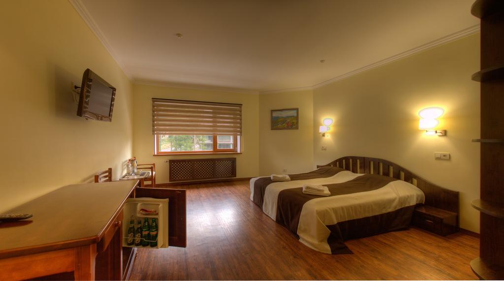 Home Hotel Bukovel Extérieur photo