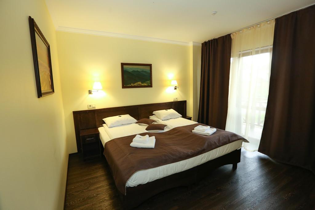 Home Hotel Bukovel Extérieur photo