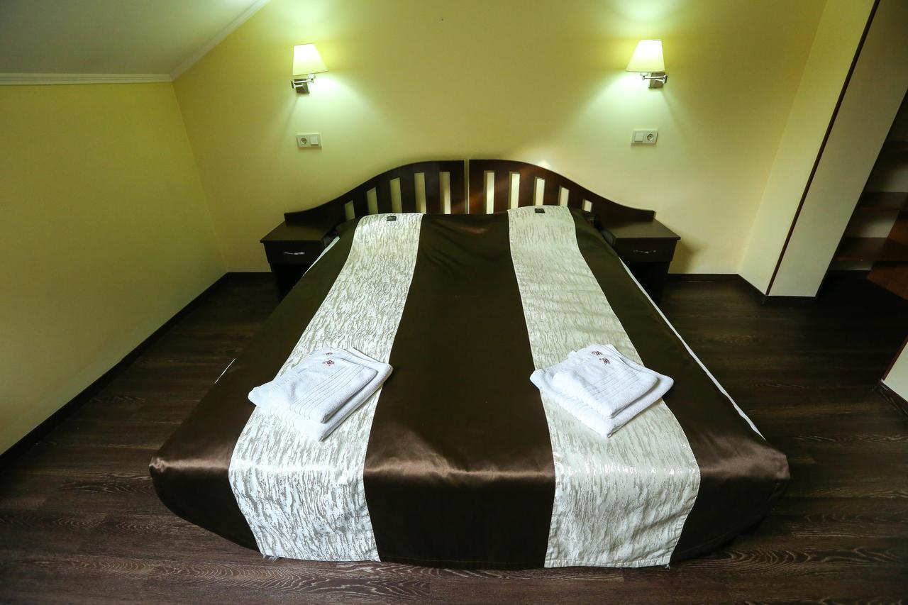 Home Hotel Bukovel Extérieur photo